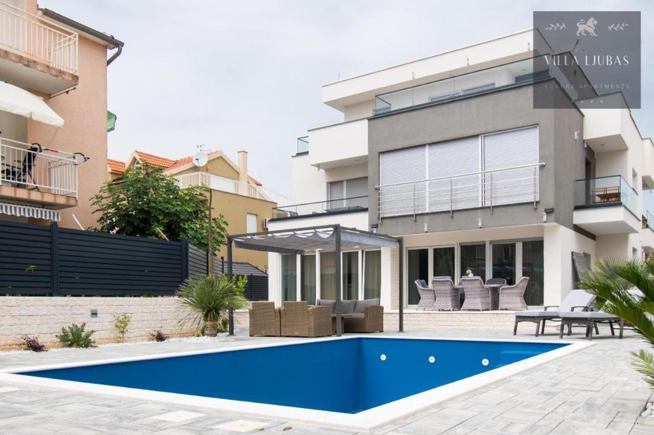 Villa Ljubas Srima Kültér fotó